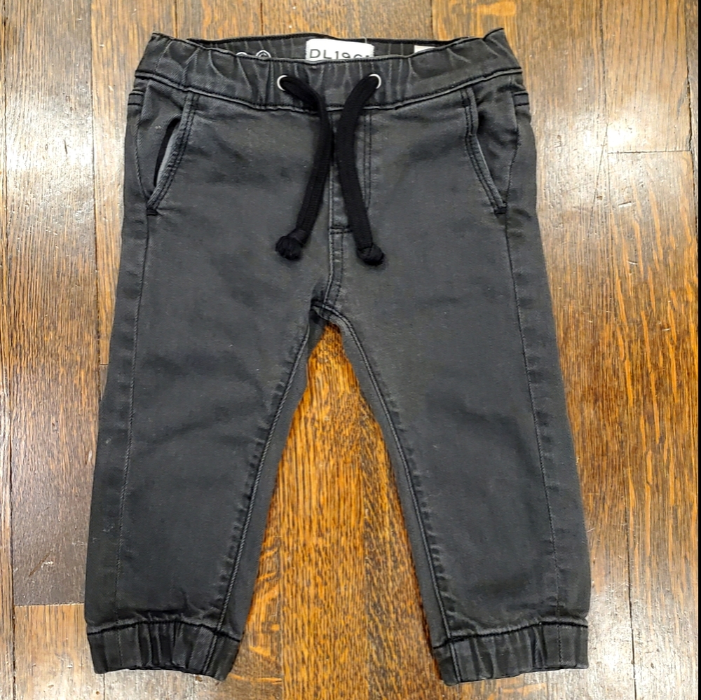 DL1961 Joey jogger jeans, size 18M